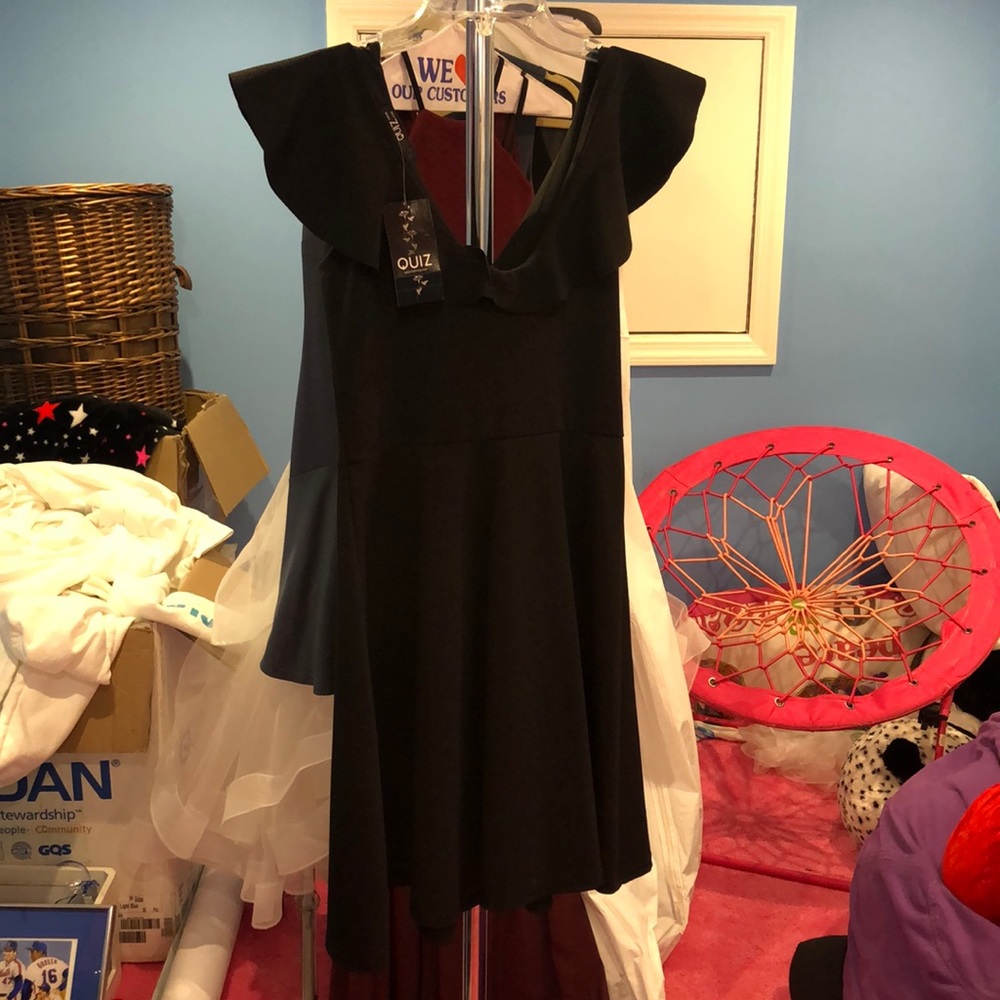 Kids black dress.